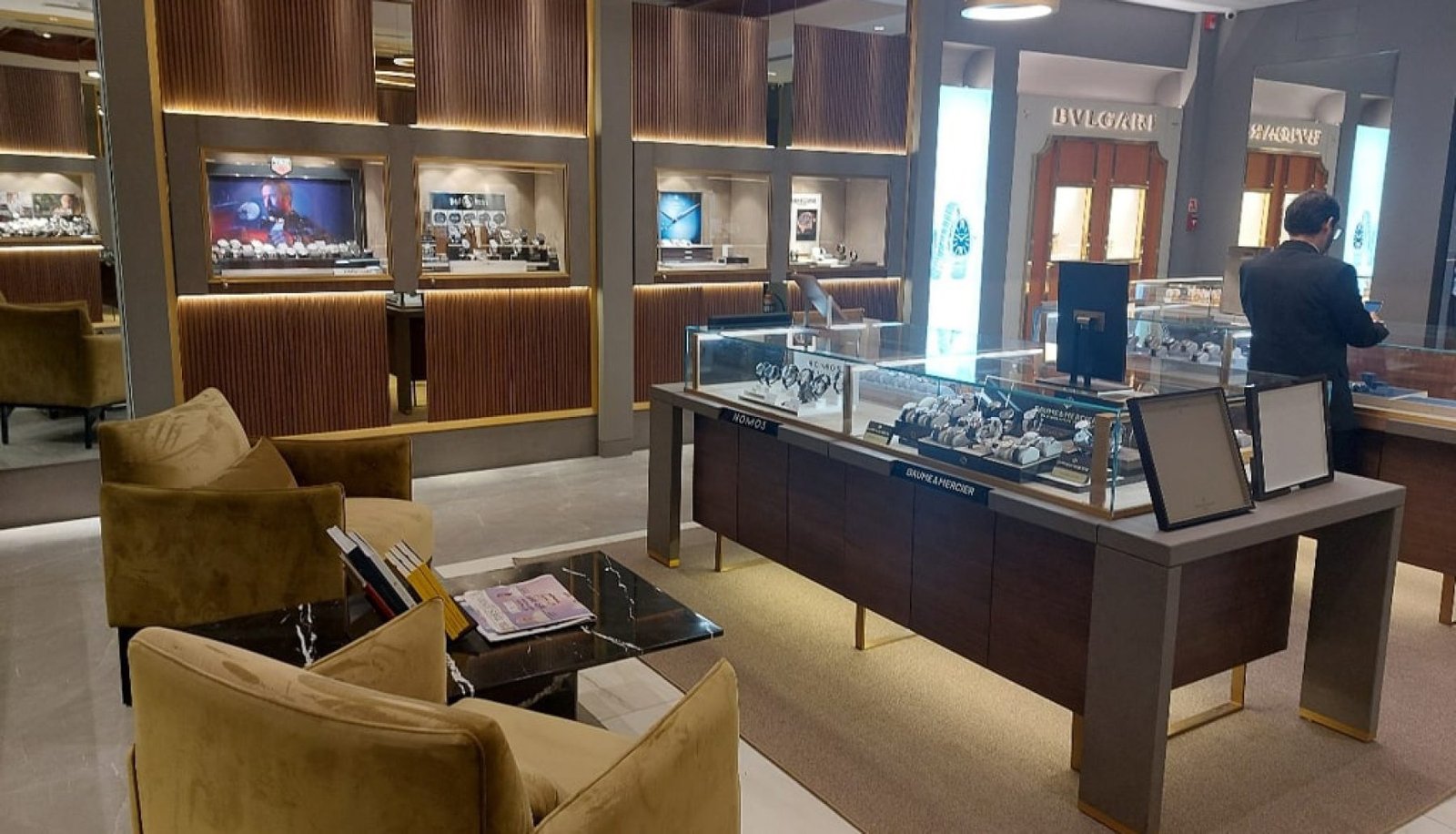 Retail-Store-15 - Copy