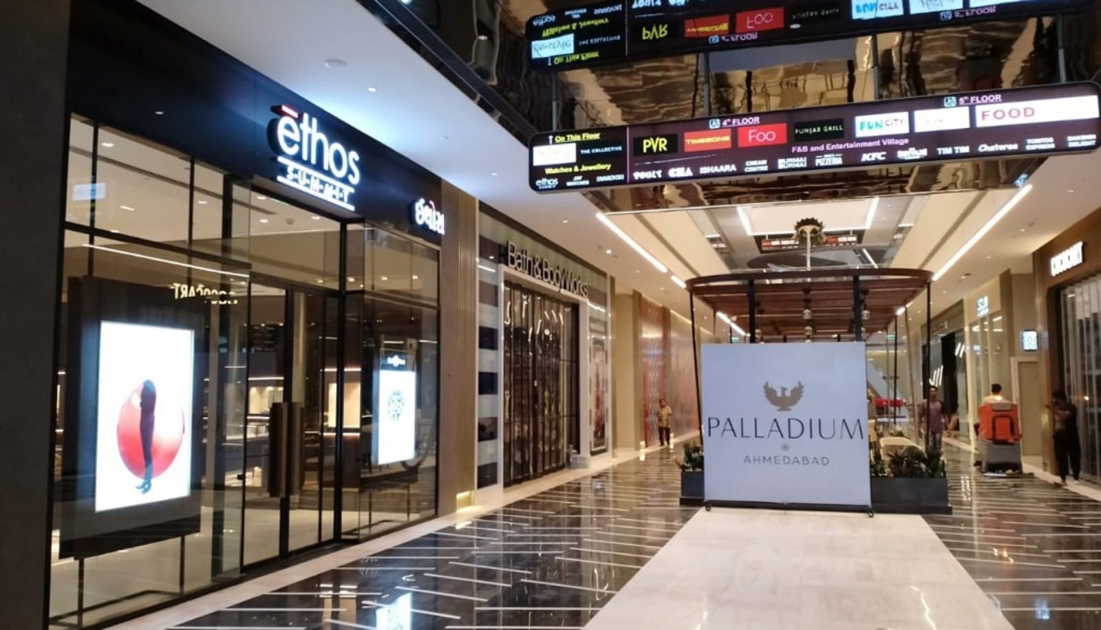 Retail-Store-2 - Copy