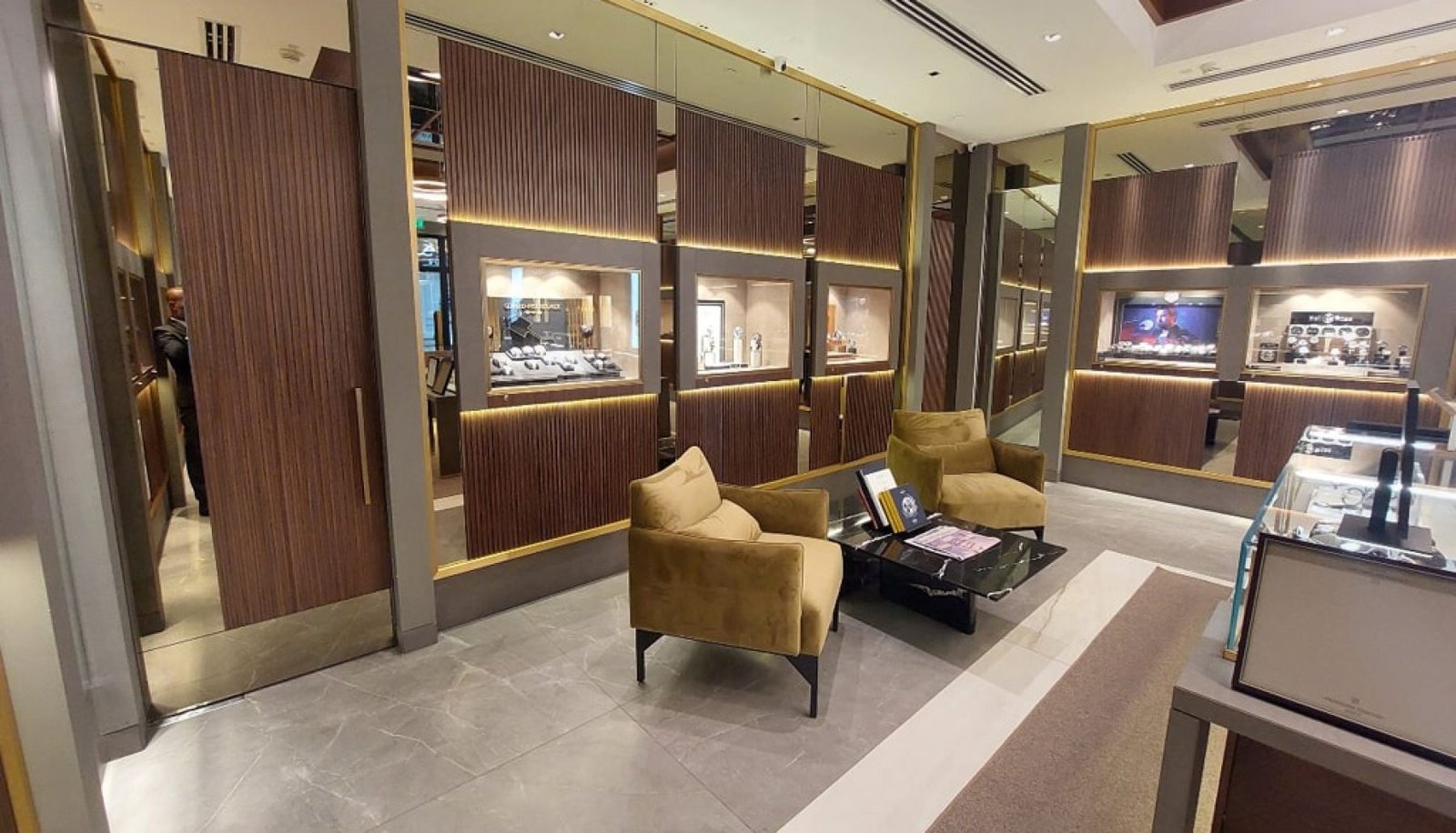 Retail-Store-20 - Copy