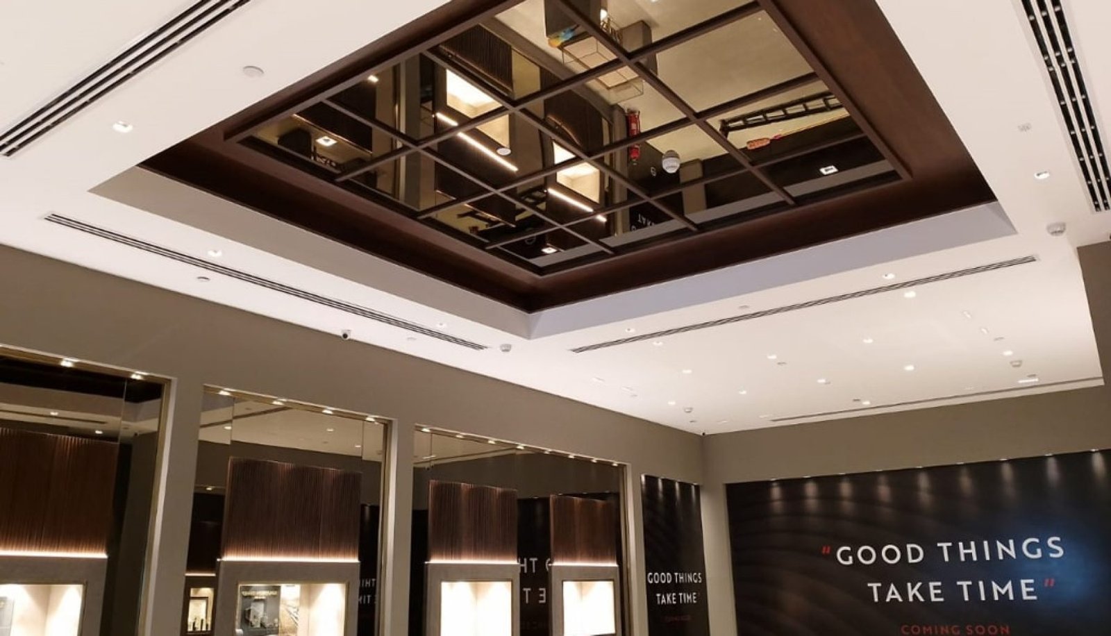 Retail-Store-3 - Copy